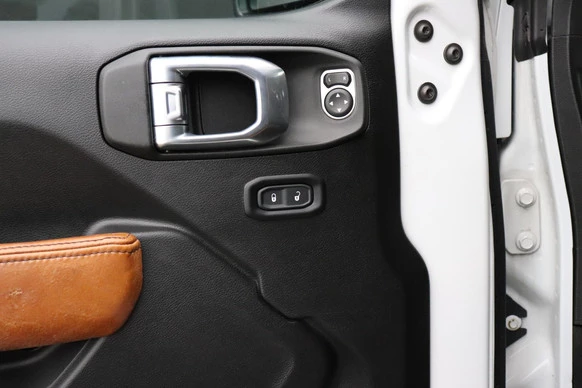 Jeep Gladiator - Afbeelding 26 van 30