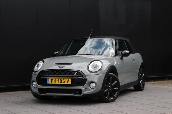 MINI Cooper S Cabrio - Afbeelding 1 van 30