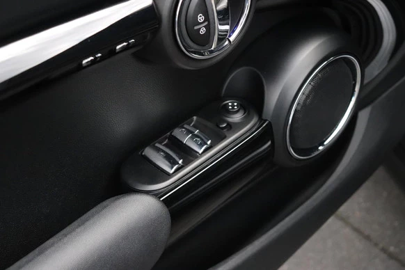 MINI Cooper S Cabrio - Afbeelding 19 van 30