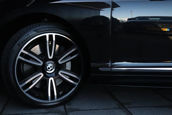 Bentley Continental GT - Afbeelding 21 van 30