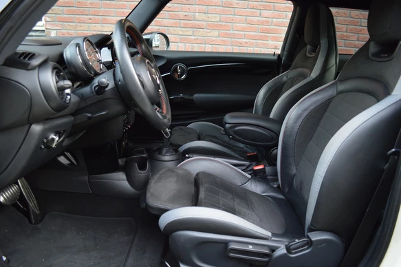 MINI Cooper S - Afbeelding 8 van 24