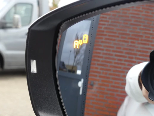 Volkswagen T-Roc - Afbeelding 15 van 21