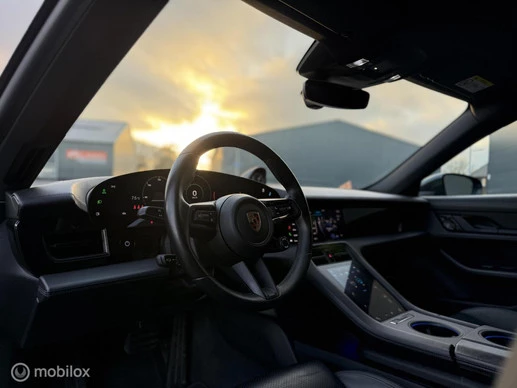 Porsche Taycan - Afbeelding 11 van 26