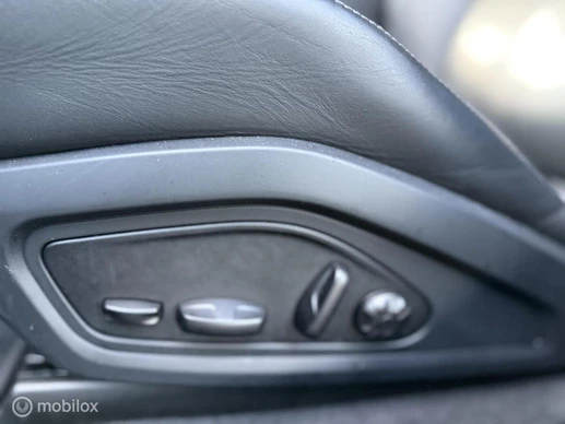 Porsche Taycan - Afbeelding 13 van 26