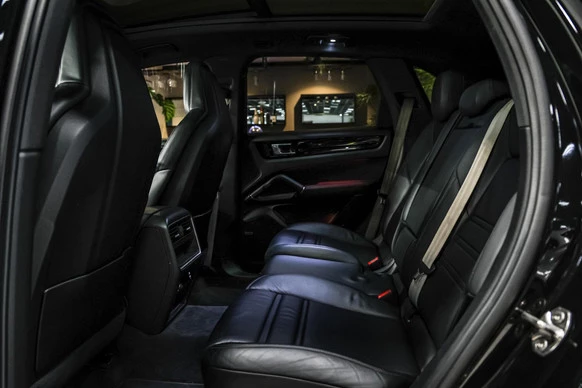 Porsche Cayenne - Afbeelding 10 van 30