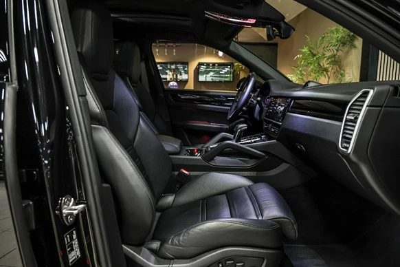 Porsche Cayenne - Afbeelding 22 van 30