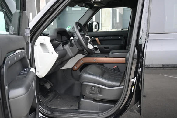 Land Rover Defender - Afbeelding 2 van 30
