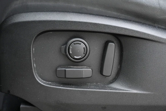 Land Rover Defender - Afbeelding 23 van 30