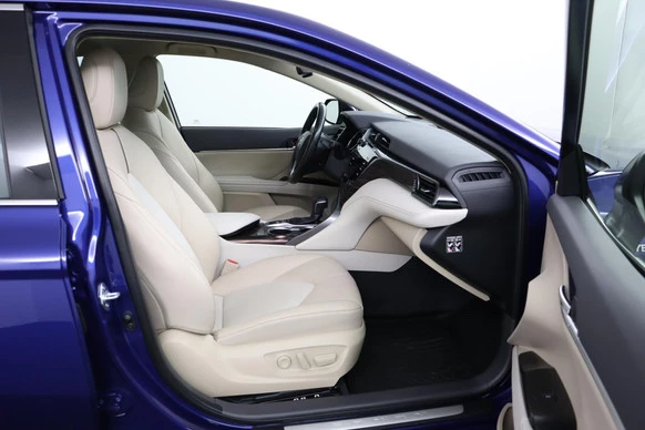 Toyota Camry - Afbeelding 19 van 30