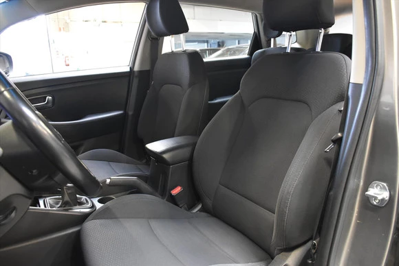 Kia Carens - Afbeelding 11 van 29