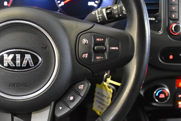 Kia Carens - Afbeelding 19 van 29