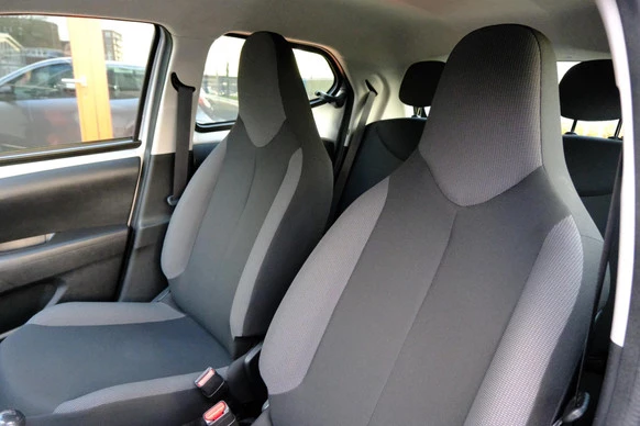 Toyota Aygo - Afbeelding 18 van 27