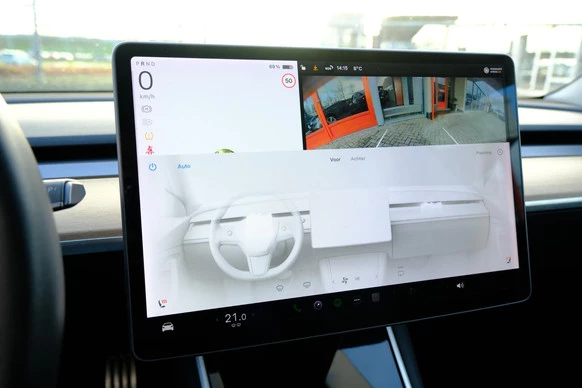 Tesla Model 3 - Afbeelding 14 van 30