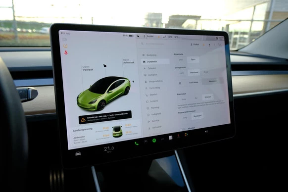 Tesla Model 3 - Afbeelding 15 van 30