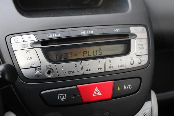 Peugeot 107 - Afbeelding 12 van 30