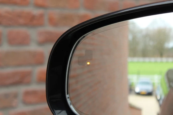 Jaguar I-PACE - Afbeelding 29 van 30