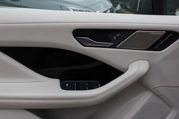 Jaguar I-PACE - Afbeelding 30 van 30