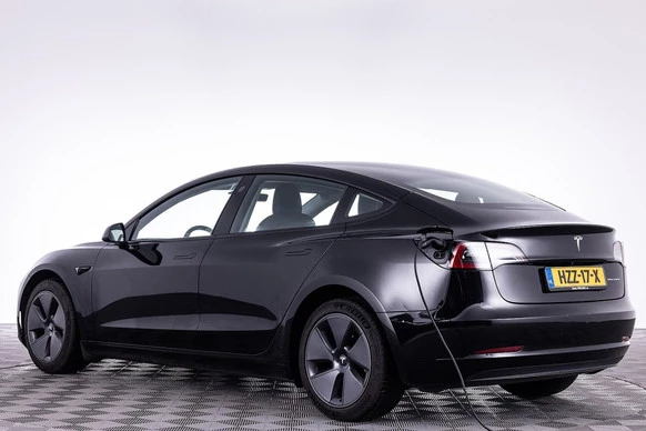 Tesla Model 3 - Afbeelding 2 van 30