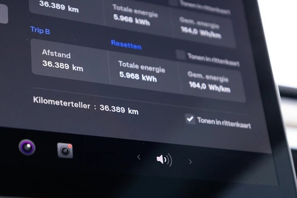 Tesla Model 3 - Afbeelding 17 van 30