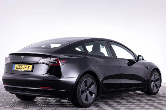 Tesla Model 3 - Afbeelding 26 van 30