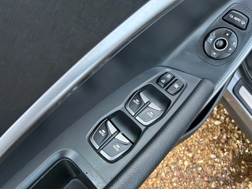 Hyundai Santa Fe - Afbeelding 16 van 30