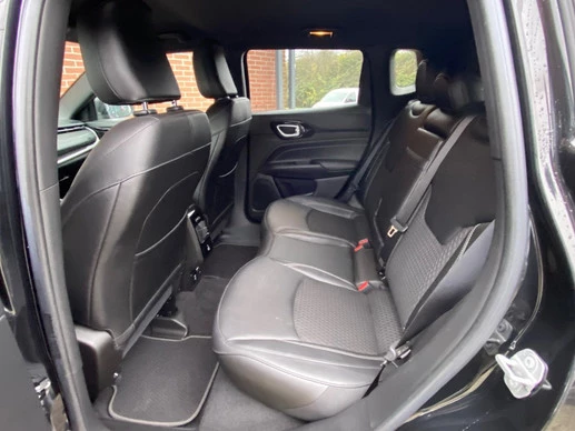 Jeep Compass - Afbeelding 7 van 26