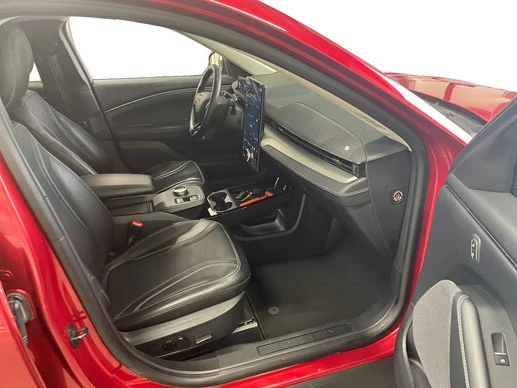 Ford Mustang Mach-E - Afbeelding 12 van 30