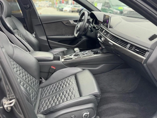 Audi RS4 - Afbeelding 8 van 30