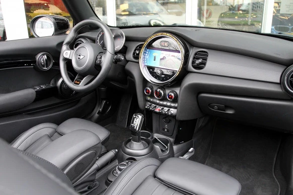MINI Cooper Cabrio - Afbeelding 3 van 30