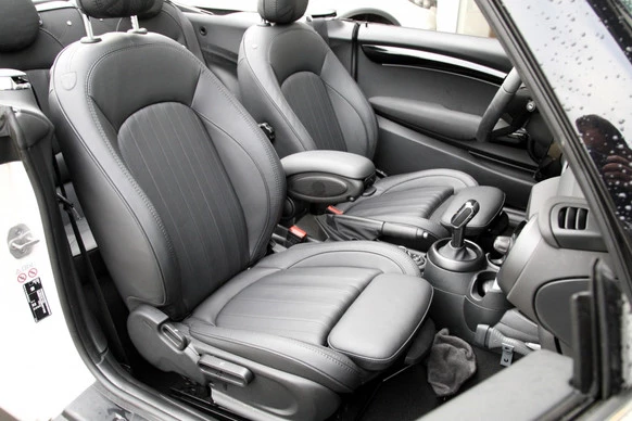 MINI Cooper Cabrio - Afbeelding 26 van 30