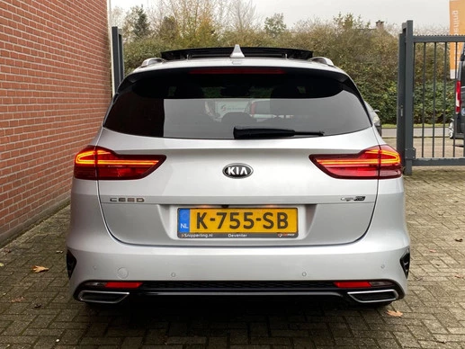 Kia Ceed - Afbeelding 24 van 28