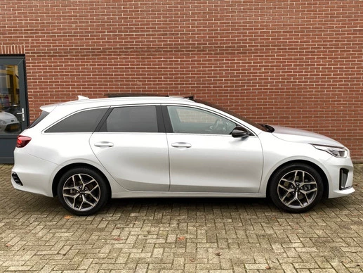 Kia Ceed - Afbeelding 25 van 28