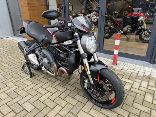 Ducati Monster - Afbeelding 2 van 18
