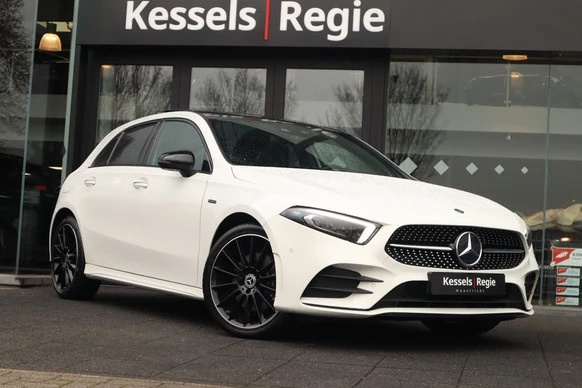 Mercedes-Benz A-Klasse - Afbeelding 1 van 30