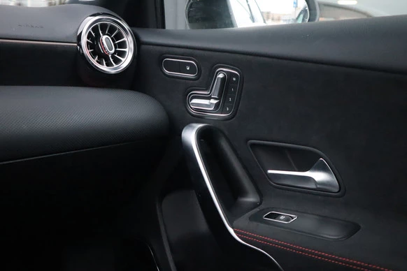 Mercedes-Benz A-Klasse - Afbeelding 23 van 30