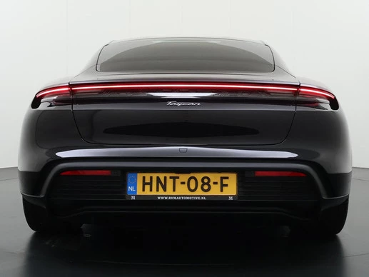 Porsche Taycan - Afbeelding 6 van 30