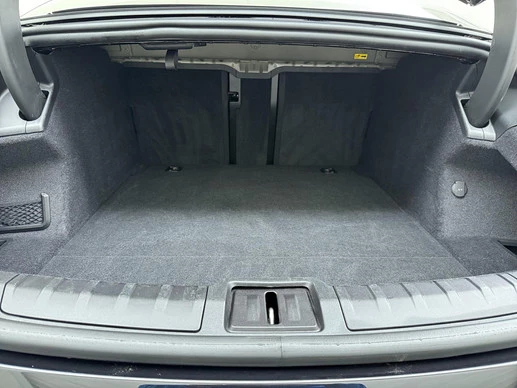 Porsche Taycan - Afbeelding 11 van 30