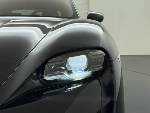 Porsche Taycan - Afbeelding 14 van 30