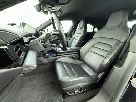 Porsche Taycan - Afbeelding 18 van 30