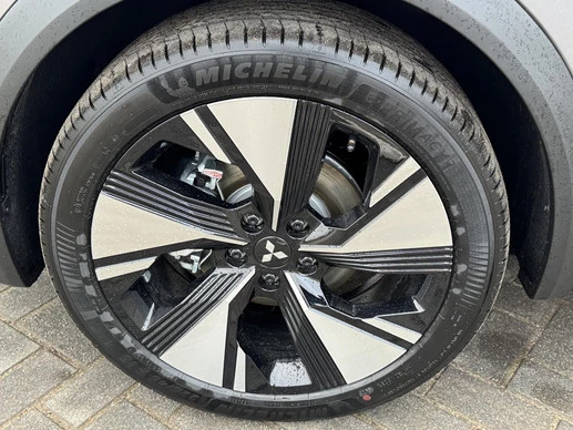 Mitsubishi Grandis - Afbeelding 3 van 30