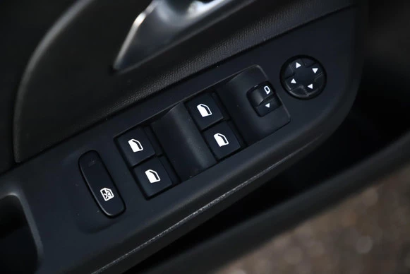 Opel Corsa - Afbeelding 10 van 23