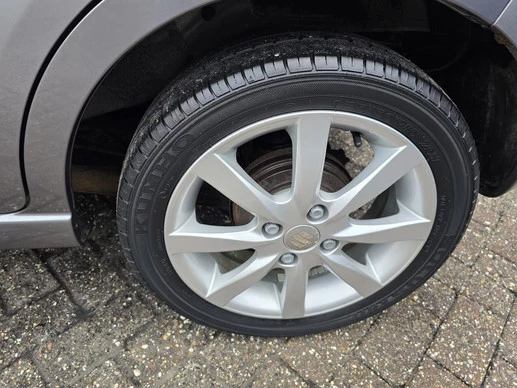 Suzuki Alto - Afbeelding 15 van 30