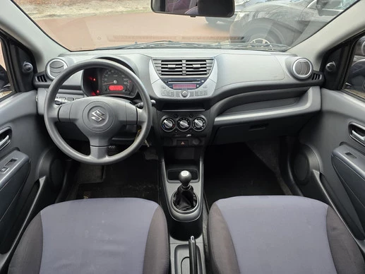 Suzuki Alto - Afbeelding 22 van 30