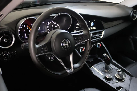 Alfa Romeo Giulia - Afbeelding 9 van 30