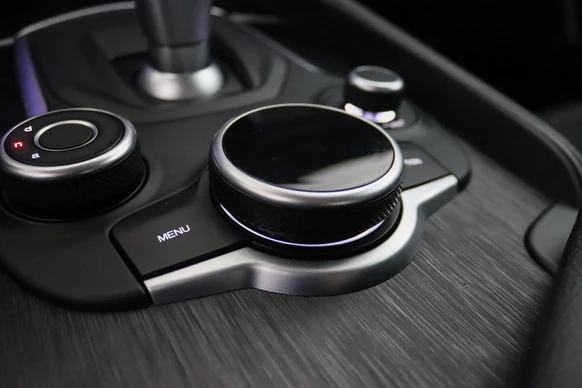 Alfa Romeo Giulia - Afbeelding 15 van 30