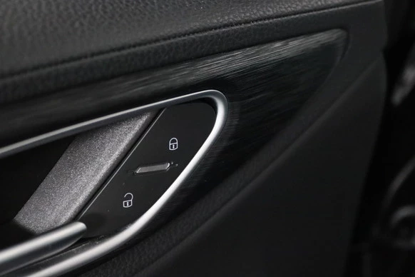 Alfa Romeo Giulia - Afbeelding 26 van 30