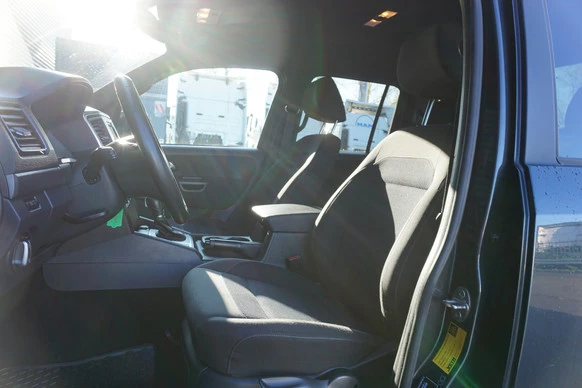Volkswagen Amarok - Afbeelding 14 van 30
