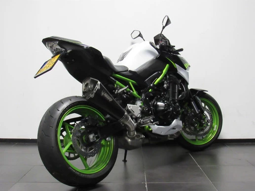 Kawasaki Z900 - Afbeelding 6 van 8