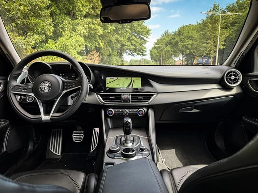 Alfa Romeo Giulia - Afbeelding 3 van 30