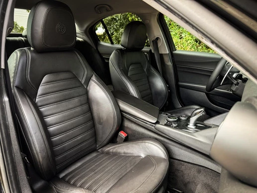 Alfa Romeo Giulia - Afbeelding 5 van 30